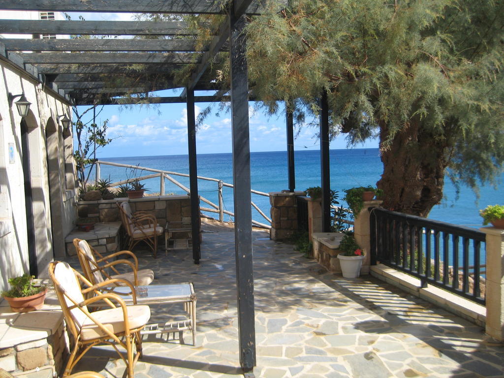 Coral Front Beach Káto Zákros 외부 사진